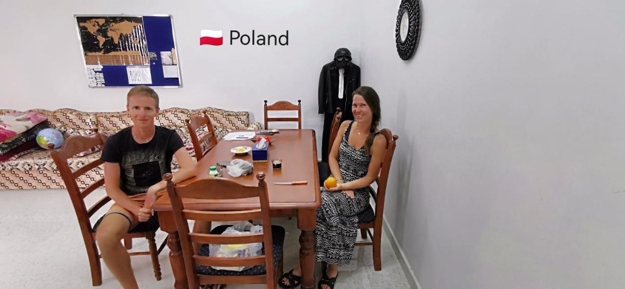 228Hostel Al Ḩamrāʼ Kültér fotó